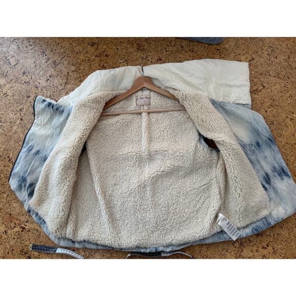 Free People Blue and Cream Vest - Picture 7 of 13